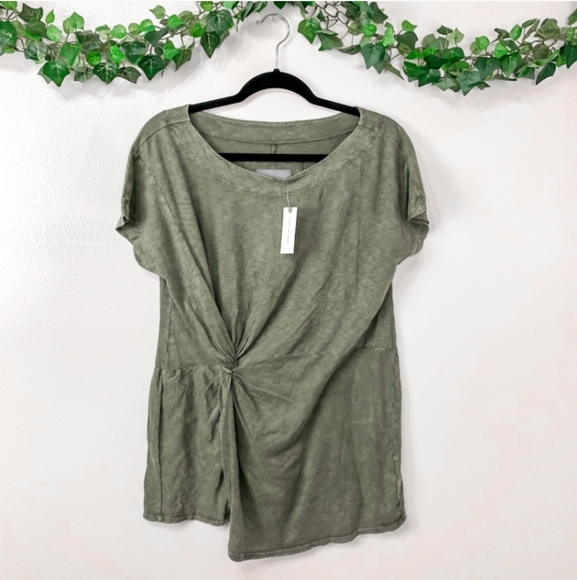 Anthropologie Tops - 🎈Anthropologie green front knot top